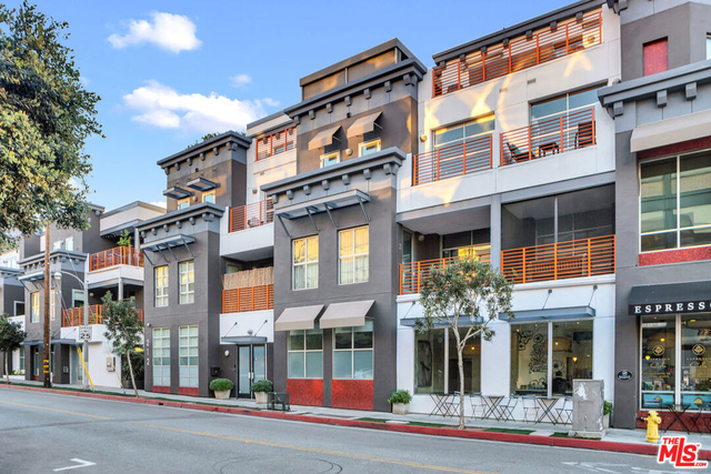 212 Marine Street - Photo 1
