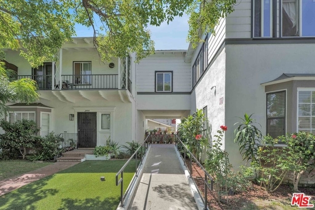 2452 W 18th - Photo 1