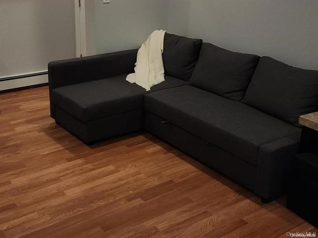 55 Bedell Street - Photo 1