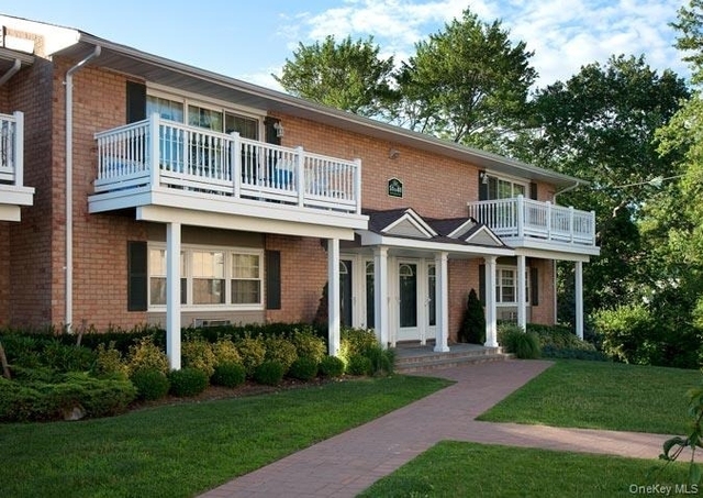 19 Claire Court - Photo 1