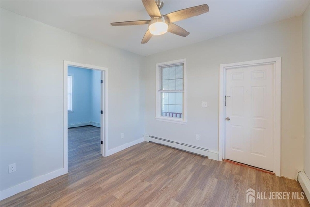 382 Summit Avenue - Photo 1