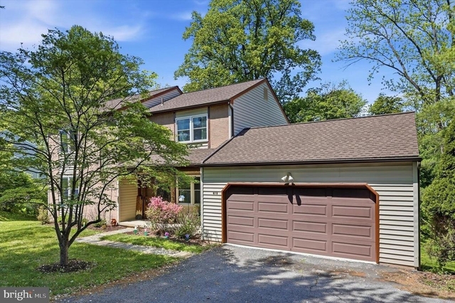 615 W Rosedale Avenue - Photo 1