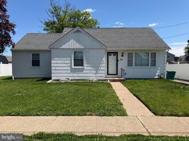 132 Hillcrest Avenue - Photo 1