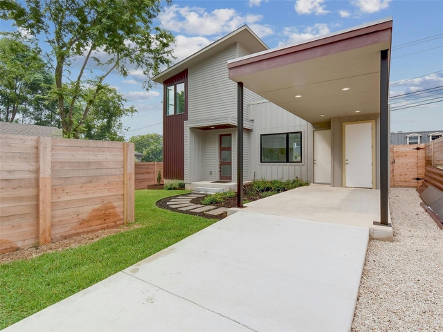 313 Blackson Ave - Photo 1