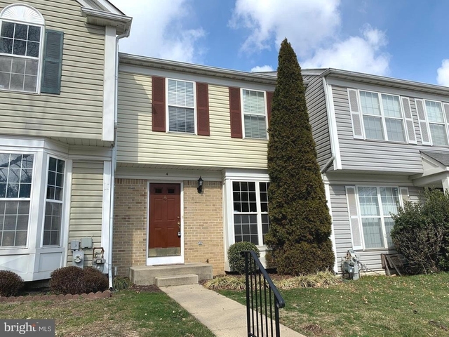 4 Putman Court - Photo 1
