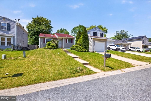 308 Skeet Avenue - Photo 1