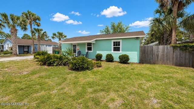 1105 10th Street N - Photo 1