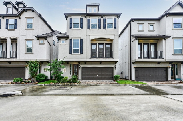 1504 Peyton Oaks Place - Photo 1