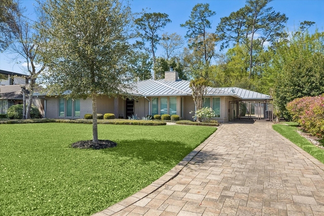 623 Pinehaven Drive - Photo 1