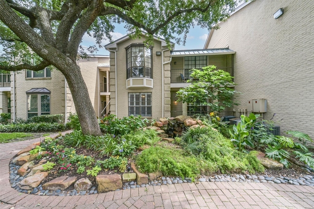 2700 Revere Street - Photo 1