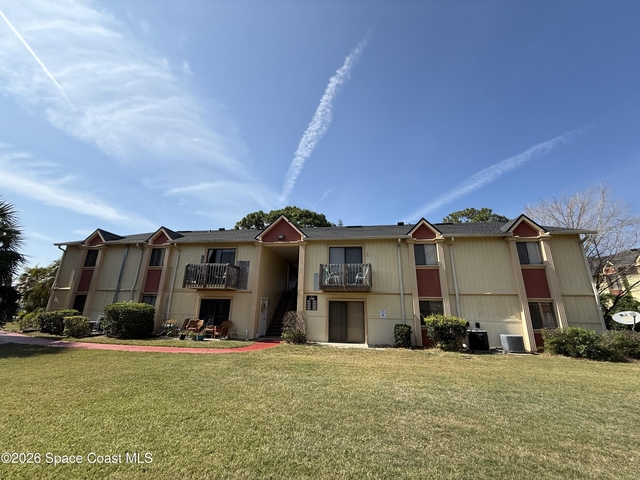 2100 Forest Knoll Drive Ne - Photo 1