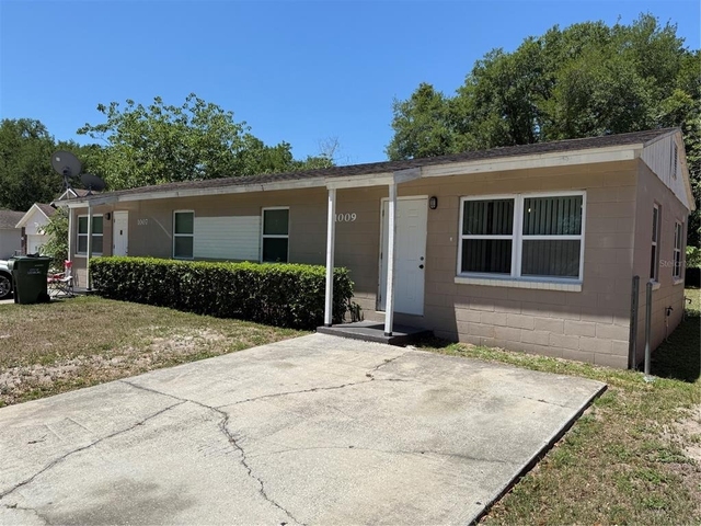 1009 Mccormack Street - Photo 1