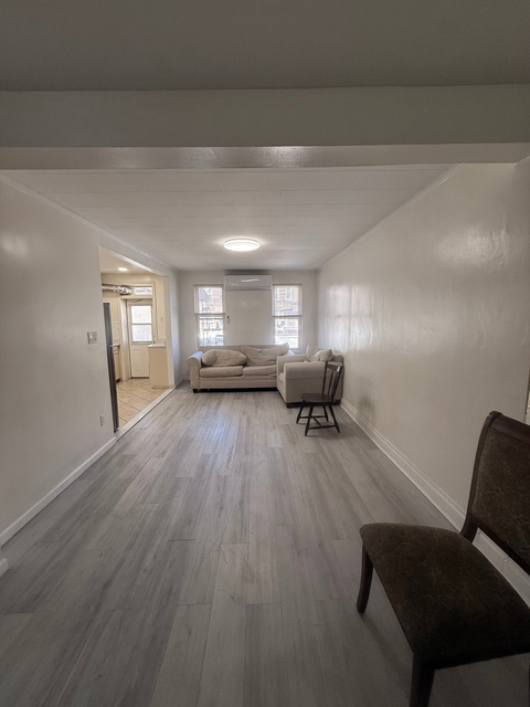 EAST 29TH - Photo 1
