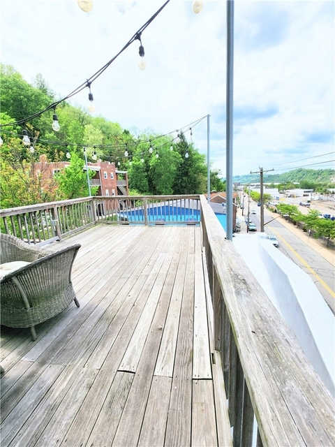 6026 Butler St - Photo 1