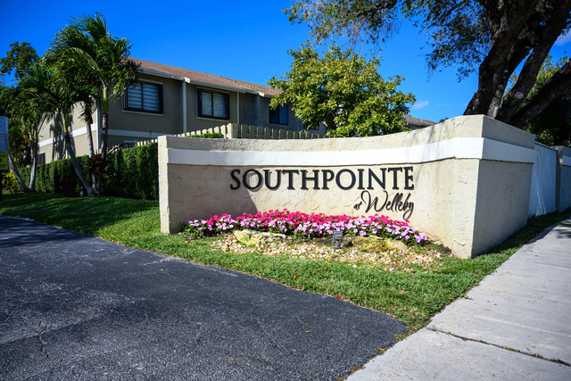 11197 Nw 37th Street - Photo 1