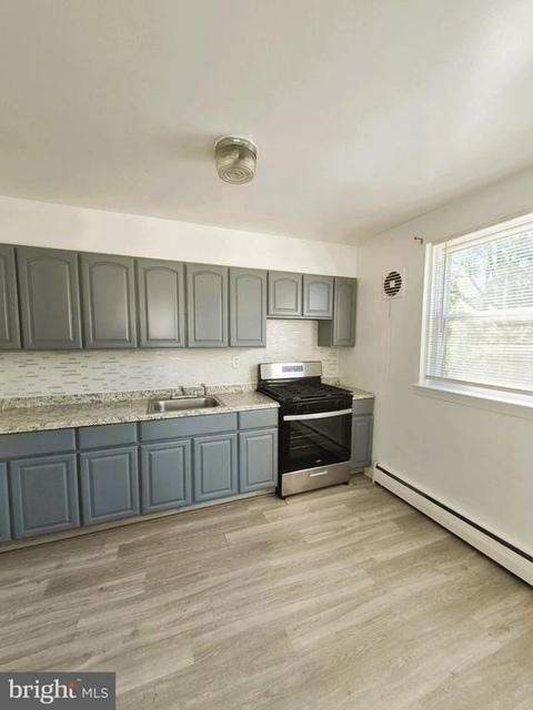 6486 Matthews Street - Photo 1