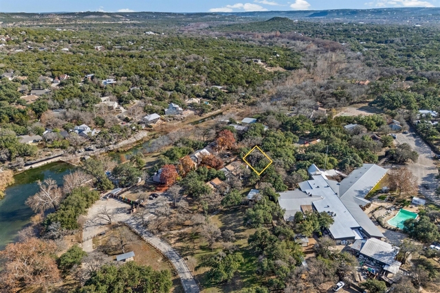 24 Marina Cir - Photo 1