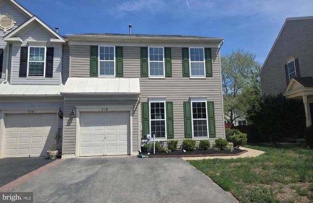 218 Eisenhower Court - Photo 1