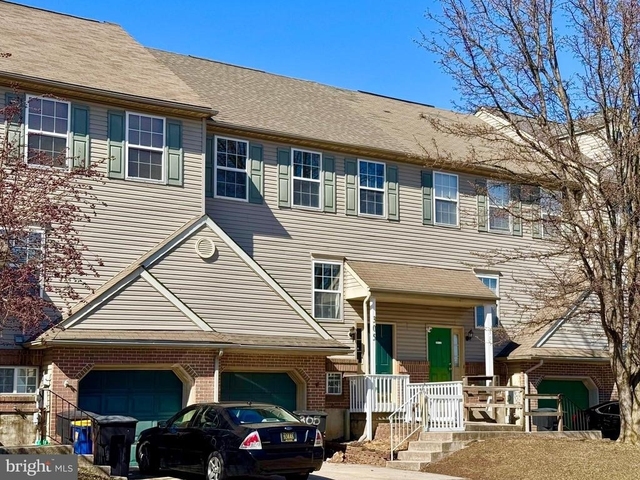 305 Charring Cross Drive - Photo 1
