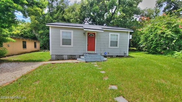 9248 9th Avenue - Photo 1