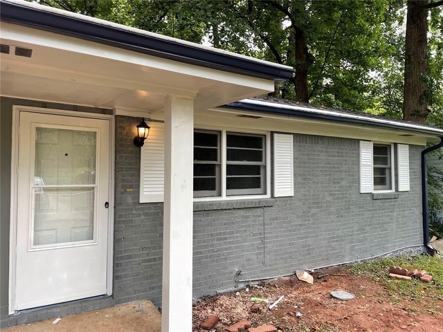 665 Sw Barnes Drive Sw - Photo 1
