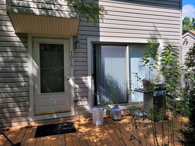 1015 Casa Drive - Photo 1
