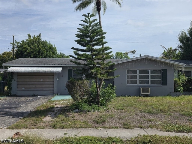 33 Broadway Circle - Photo 1