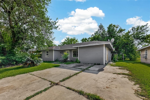 10506 Buffum Street - Photo 1