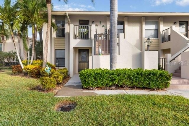 4482 Weybridge - Photo 1