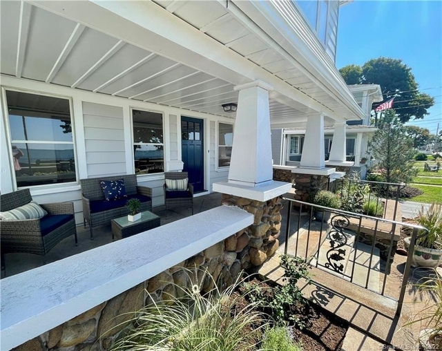 223 Townsend Avenue - Photo 1