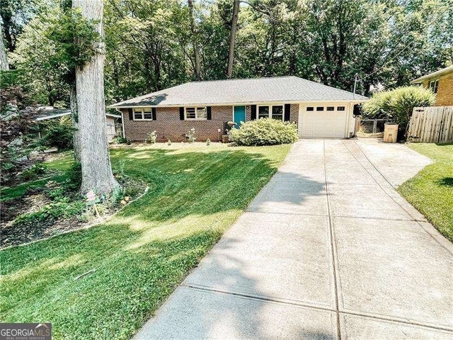 116 Indian Trail - Photo 1