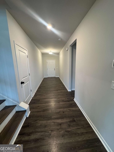 719 Saffron Boulevard - Photo 1