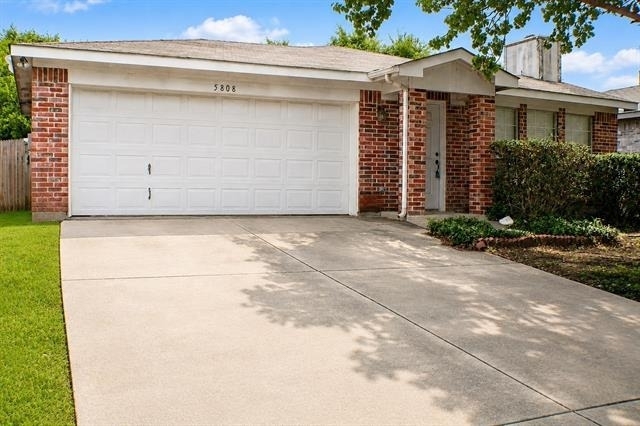 5808 Matt Street - Photo 1
