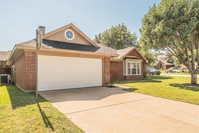 2711 Canterbury Street - Photo 1