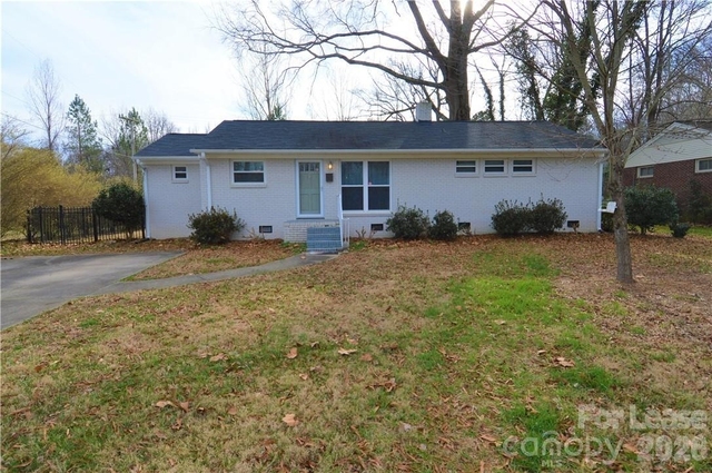 1020 Montford Drive - Photo 1