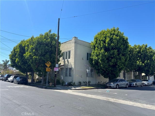 1557 W 36th Place - Photo 1