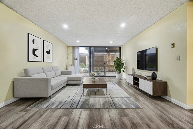 8650 Gulana - Photo 1