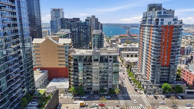1494 Union Street - Photo 1