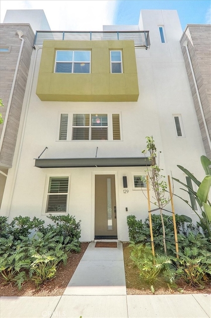 987 E Mason Lane - Photo 1