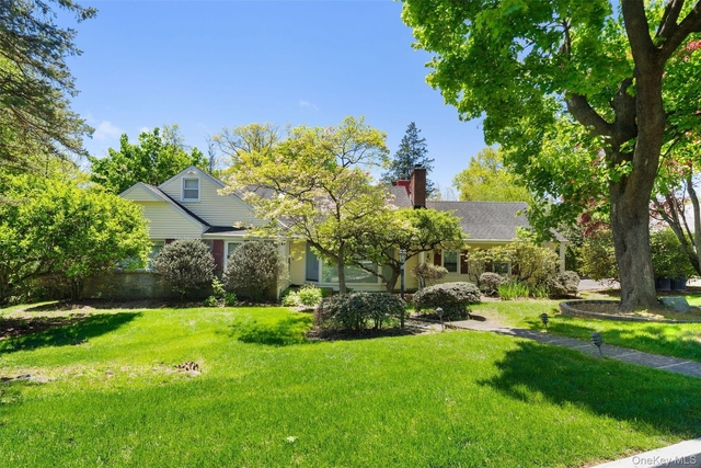 128 Moorland Drive - Photo 1