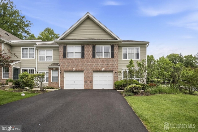 101 Wellington Park Drive - Photo 1