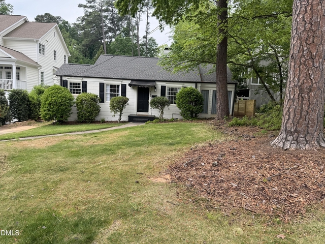 1009 Canterbury Road - Photo 1