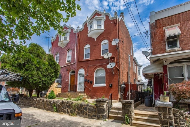 1633 Wakeling Street - Photo 1