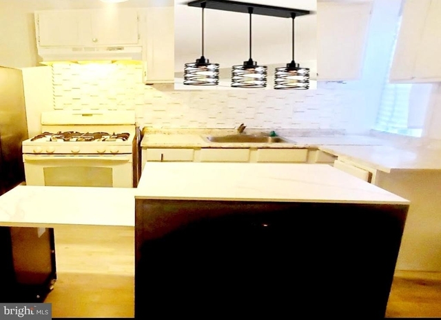 5504 W Thompson Street - Photo 1