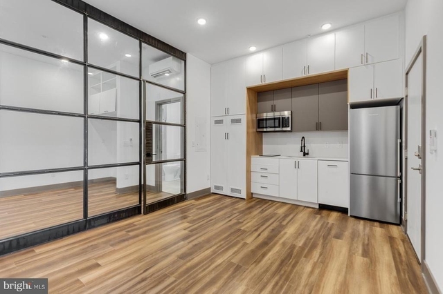 1935 E Hazzard Street - Photo 1
