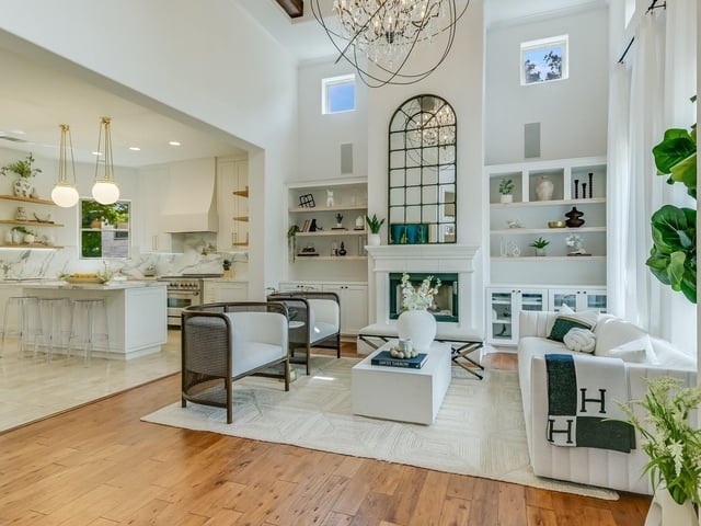 809 Kinney Ave - Photo 1