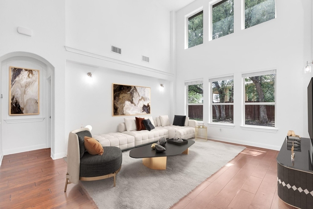 5724 Siragusa Dr - Photo 1