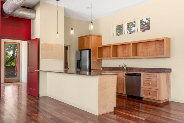 4015 Guadalupe St - Photo 1
