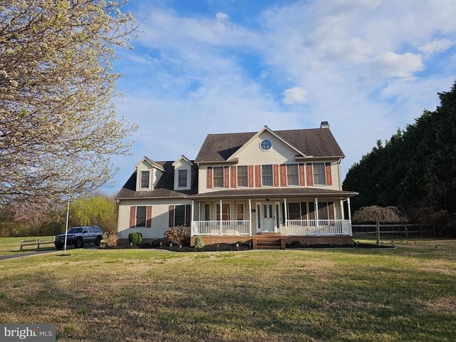 614 E Pebworth Road - Photo 1