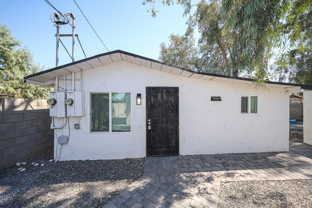 2721 E Willetta Street - Photo 1